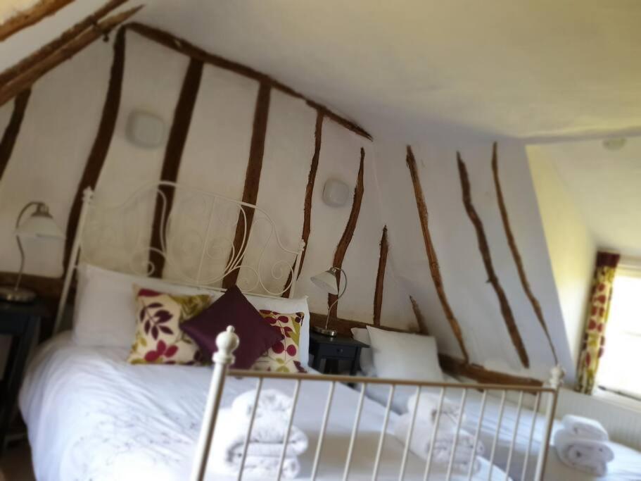 Entire Thatched Cottage Melbourn Exterior foto
